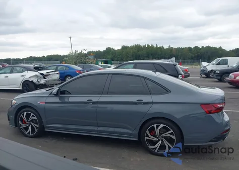 2024 Volkswagen Jetta Gli 2.0T Autobahn z USA, uszkodzony, nr VIN 3VW2T7BU2RM069014